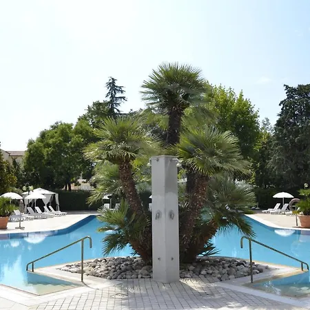 Internazionale Terme Hotel 4*