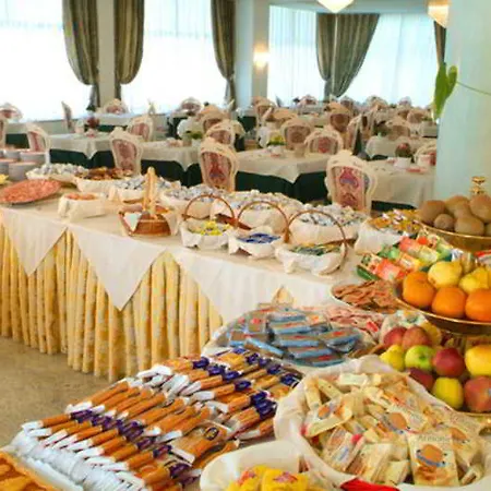 Internazionale Terme Hotel 4*