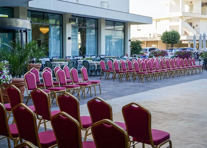Отель Internazionale Terme 4*