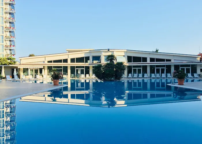 Отель Internazionale Terme Абано-Терме