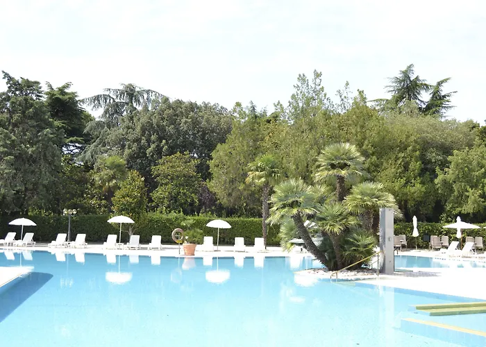 Отель Internazionale Terme 4*