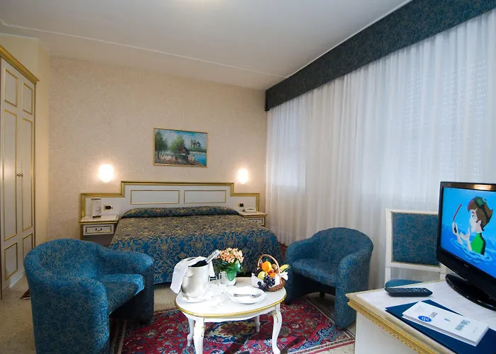 Отель Internazionale Terme Абано-Терме