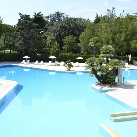 Internazionale Terme מלון