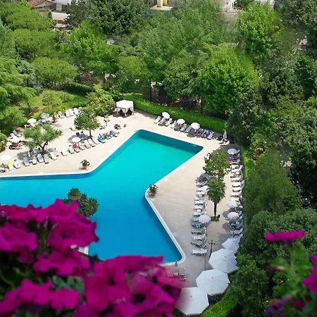 מלון Internazionale Terme 4*