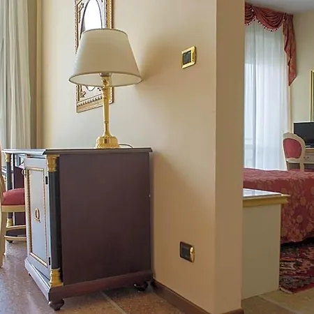 Internazionale Terme ホテル