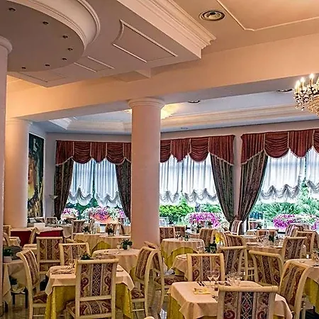 Internazionale Terme Hotell