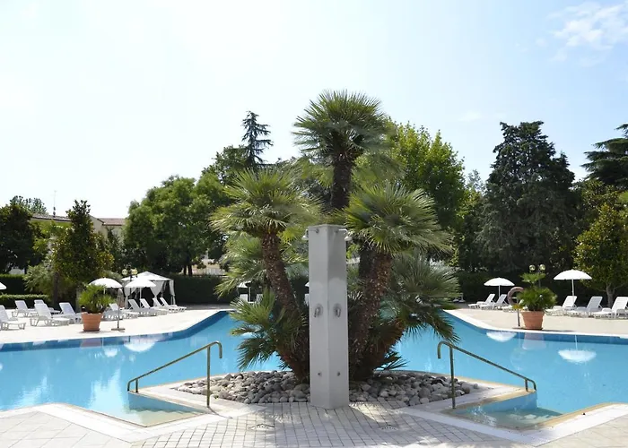 Internazionale Terme فندق 4*