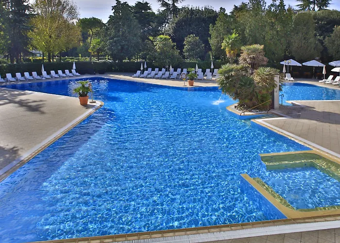 Internazionale Terme فندق 4*